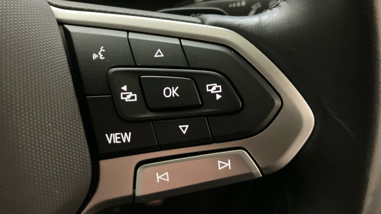 Volkswagen Multivan 2.0 TDI Style 5dr LWB DSG Diesel Estate